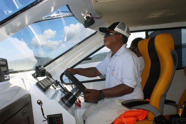 Ombak Gili fast boat to Gili