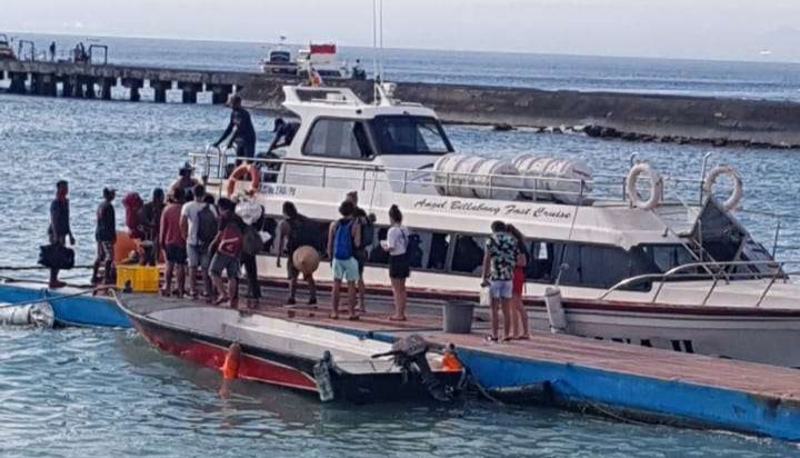 Angel Billabong Boat